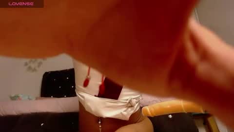 Sang online show from April 14, 11:08 pm