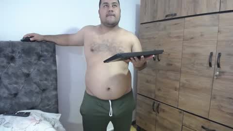 Snapshot of santi_hothot chatting on September 29, 7:24 pm Santiago online show from September 29, 7:24 pm