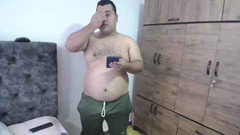 Snapshot of santi_hothot chatting on October 6, 6:59 pm Santiago online show from October 6, 6:59 pm