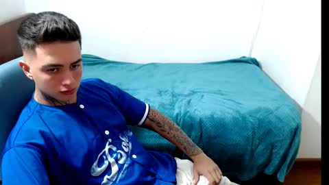 santi_ss online show from September 11, 2:02 am