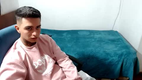 santi_ss online show from September 27, 8:50 pm