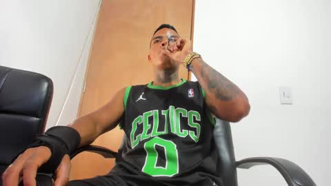 Santiago online show from January 6, 9:00 pm