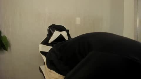 Snapshot of santiceballo chatting on September 25, 8:16 pm Julius Novachrono online show from September 25, 8:16 pm