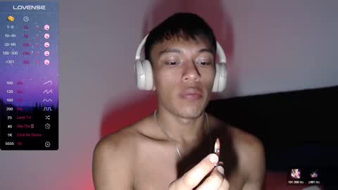 santi online show from December 22, 4:30 am