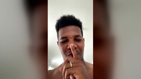 The toy online show from March 25, 2:24 pm