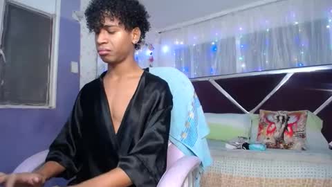 santy online show from April 9, 12:33 pm