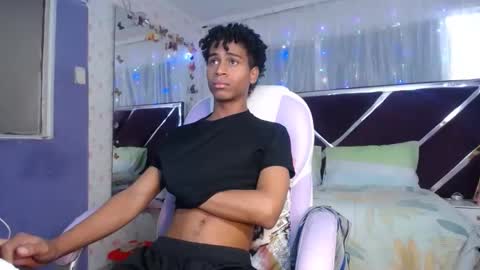 santy online show from April 4, 3:08 pm