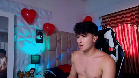 Snapshot of santyago_taylor chatting on February 17, 7:01 pm Santyago online show from February 17, 7:01 pm
