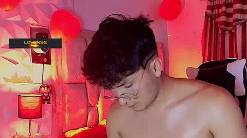Snapshot of santyago_taylor chatting on March 5, 10:43 pm Santyago online show from March 5, 10:43 pm