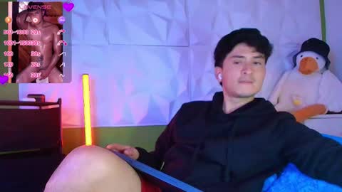 Snapshot of santyago_taylor chatting on October 8, 7:31 pm Santyago online show from October 8, 7:31 pm