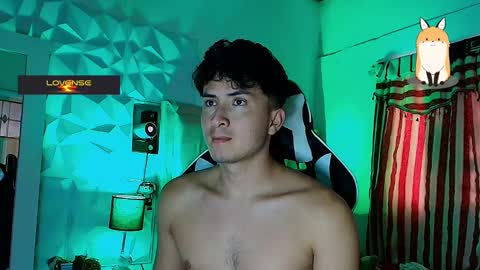 Snapshot of santyago_taylor chatting on March 8, 7:20 pm Santyago online show from March 8, 7:20 pm