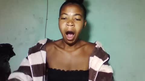 sanyah0123 online show from January 12, 2:18 am