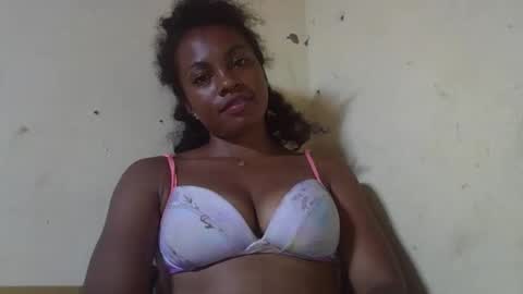 saphia online show from January 9, 8:36 pm