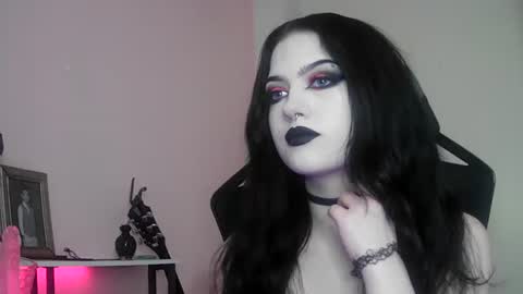 Sapphire online show from October 25, 10:10 pm