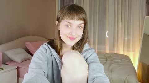 Snapshot of saphirree chatting on October 21, 4:54 pm Anny online show from October 21, 4:54 pm