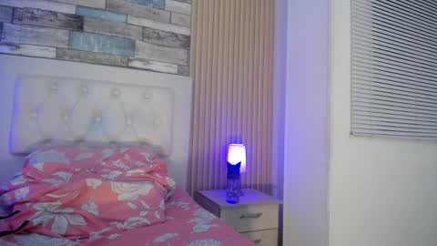 sapphire_hs online show from April 11, 7:45 am