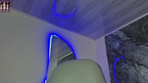 sara allenx online show from March 3, 1:34 pm