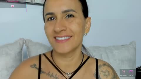   online show from April 12, 11:47 am