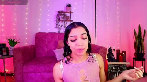 Sara Jhonson  online show from May 29, 12:20 am