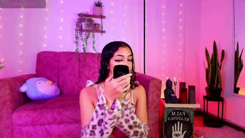 Sara Jhonson  online show from May 17, 1:37 am