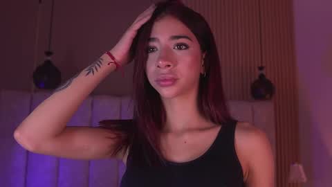sara_lopee1 online show from June 3, 11:57 am