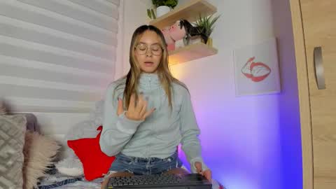   online show from March 11, 11:57 am