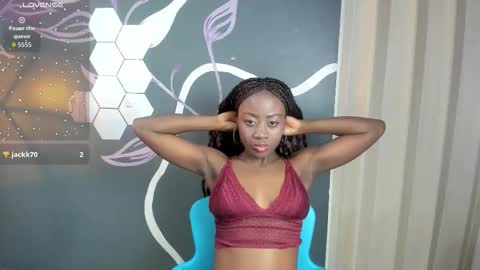 S A R A online show from November 27, 9:33 pm