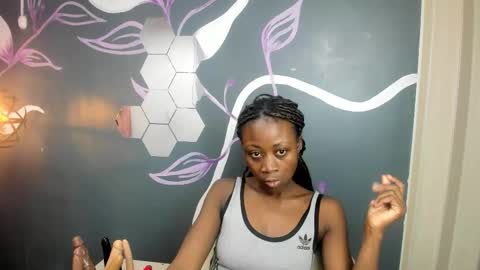 Snapshot of sara_naugty chatting on October 13, 7:05 pm S A R A online show from October 13, 7:05 pm