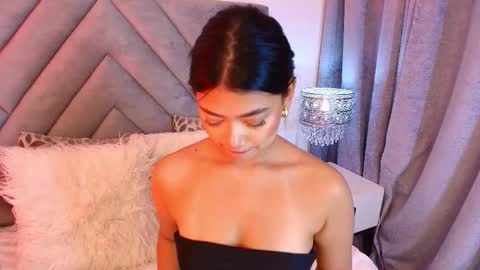 sara_owens7 online show from March 2, 7:26 am