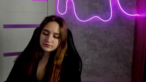 Sara online show from March 25, 11:00 pm