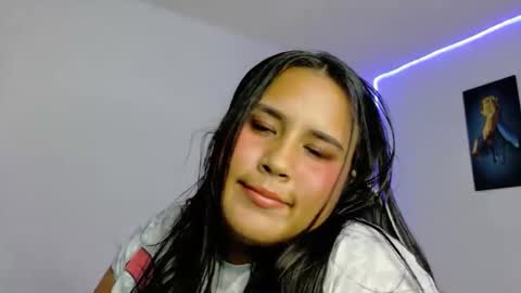 sara_sophia1016 online show from October 2, 5:28 am