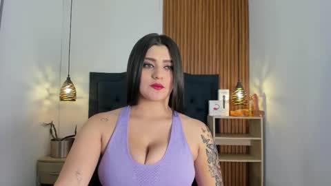 Snapshot of sara_stone17 chatting on October 10, 11:49 am  -  online show from October 10, 11:49 am