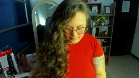 sara_thonson_ online show from September 30, 3:39 am