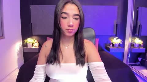 Sara online show from April 7, 3:19 am