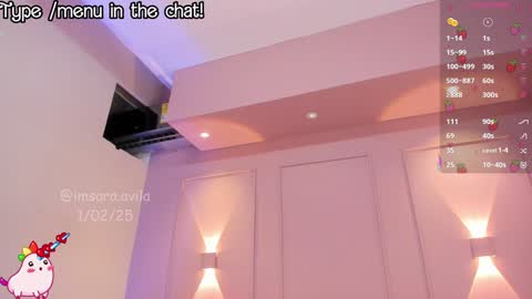 SaraAvila  online show from February 2, 11:40 am