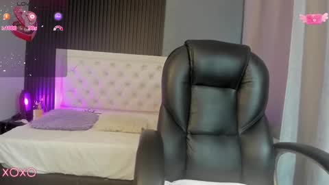 Snapshot of saraby_blandon chatting on February 11, 10:25 am online show from February 11, 10:25 am