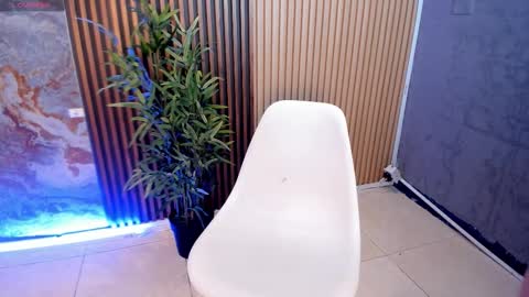 Sara  Everyday From 1430 to 2130 Col Time online show from October 14, 11:57 am