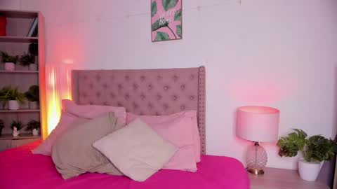 Sarada Parker online show from December 17, 7:37 pm