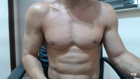 saradorj92 online show from January 14, 6:02 am