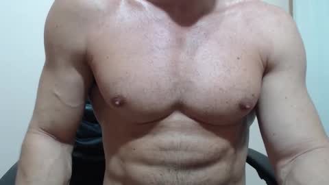 saradorj92 online show from February 12, 2:37 am