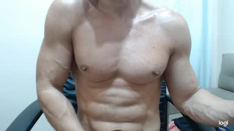 saradorj92 online show from February 8, 10:08 pm