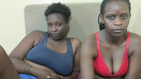 sarafina_babes online show from March 26, 7:08 pm