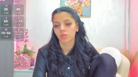 Sara online show from April 14, 9:23 am