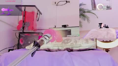 sarah_carter__ online show from May 18, 4:07 am