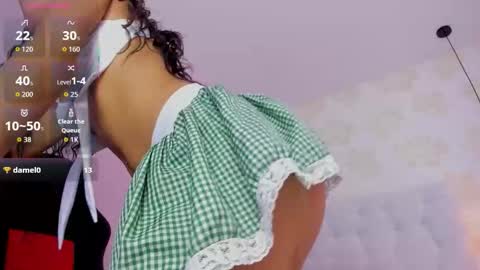 SARAH KEYS  online show from October 21, 3:22 am