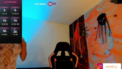 Snapshot of sarah_perez1 chatting on October 19, 3:22 am INSTAGRAM...sarah22 p online show from October 19, 3:22 am