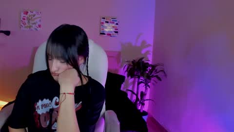 Sarah Ramirez online show from March 6, 3:24 pm