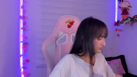 Sarah Ramirez online show from November 6, 3:09 am