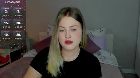 Sarah online show from October 1, 12:54 am