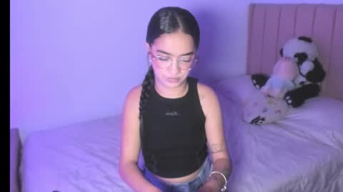 Snapshot of sarah_stone15 chatting on September 30, 9:58 pm Sarah online show from September 30, 9:58 pm